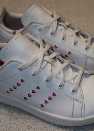 Шкіряні кросівки adidas stan smith оригінал — 33 розмір