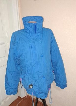 Теплая женская куртка