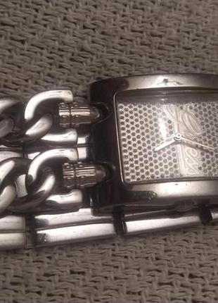 Годинник Бюстье от P20U guess сша