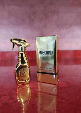moschino gold fresh couture