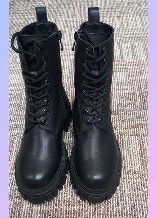 Черевки женские зимние черные кожаные.