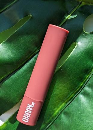 Бальзам для губ makeup by mario moistureglow plumping lip serum у відтінку rose glow