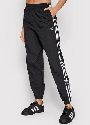 Спортивные штаны женские adidas track pants