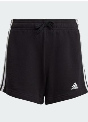 Трикотажні дитячі шорти adidas