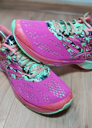 Крутезные кроссовки asics, 39,5-40 размер