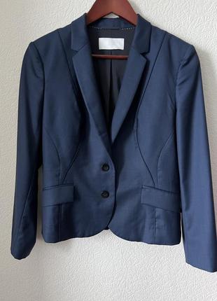 Темно-синий короткий приталенный шерстяной пиджак/жакет hugo boss