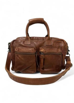 Кожаная сумка коричневая среднего размера cowboysbag