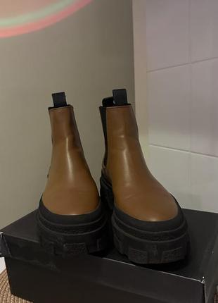 Ботинки