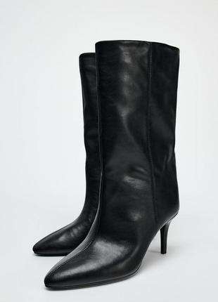 Чоботи з гострим носком zara
