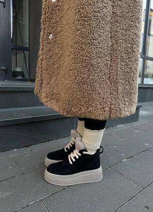 Стильные женские ботинки зимние