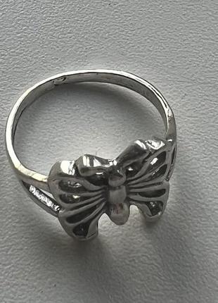Кольцо в виде бабочки