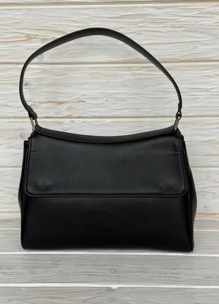 Кожаная сумка имело