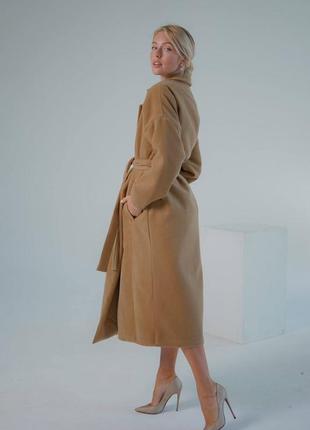 Красивое пальто на подкладке🤍