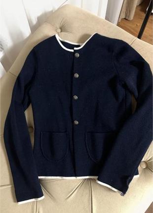 Кардиган в стиле old money стиль zara на пуговицах