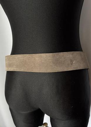 Широкий пояс ремень замшевый замша серый бежевый италия 100