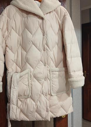 Пальто жіноче