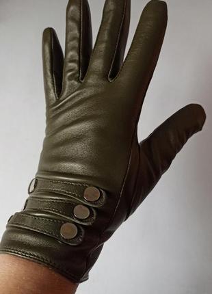 Изящные женские кожаные перчатки tu
