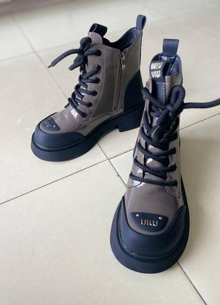 Чоботи miu miu хакі
