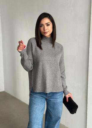 Светр жіночий в рубчик чорний, молочний, бежевий, блакитний, сірий, зелений