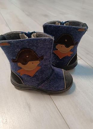 Дитяче зимове взуття