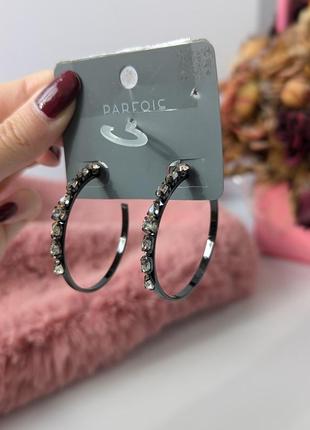 Серьги parfois круглые крупные с камнями застежка гвоздик