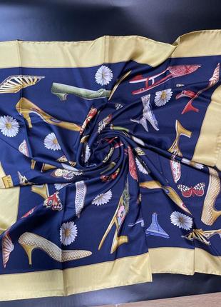 Платок salvatore ferragamo шелк италия