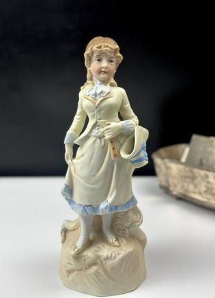 Винтажная фарфоровая статуэтка дама 27 см