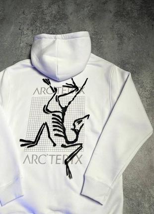 Белое худи арктерикс arcteryx