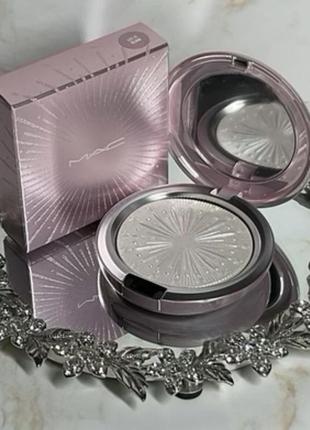 Mac  хайлайтер extra dimension skinfinish highlighter limited edition