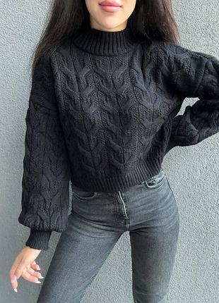 Вʼязаний вкорочений светр