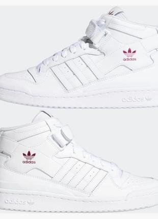 Кроссовки adidas