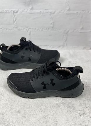 Чоловічі спортивні кросівки under armour