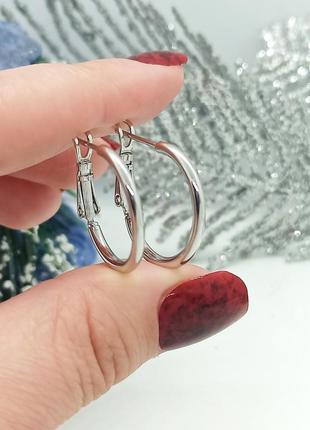 Серьги классические 2см медсплав родиной кольца конго колечки под серебро заграничная
