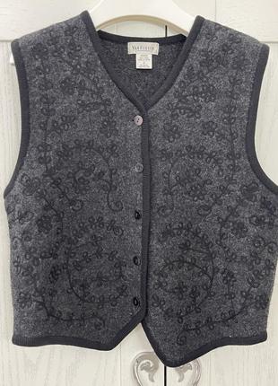Стильний теплий жилет. 💯 вовна.