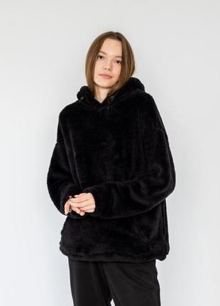 Пушистый оверсайз худи с капюшоном