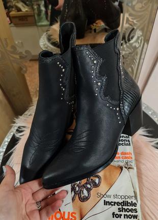 Женские ботиночки