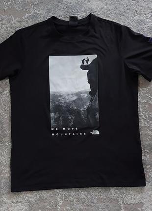 Футбтлка the north face