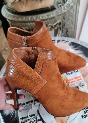 Женские ботильоны