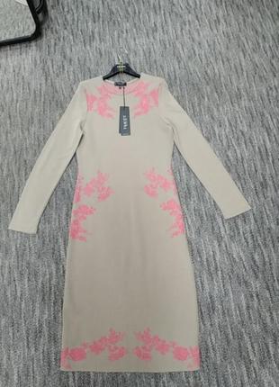 Стильна сукня від італійської марки tricot chic