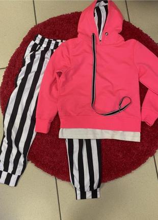 Спортивний костюм