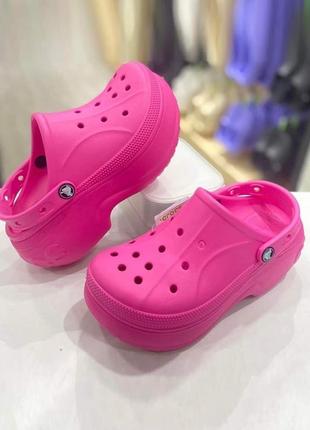 Крокс белла клог рожеві crocs bella clog electric pink