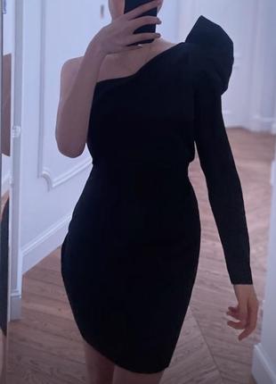 Сукня чорна