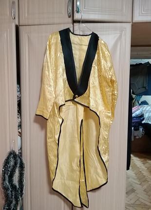 Фрак маскарадний