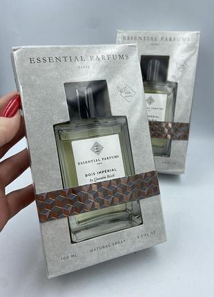 Yves Saint Laurent
