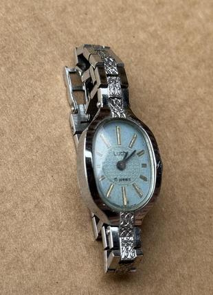 Механические наручные часы луч.