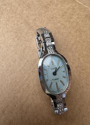 Механические наручные часы луч.