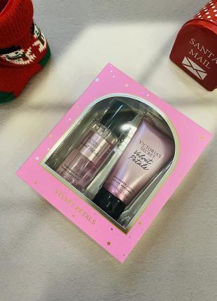 Подарунковий набір velvet petals  victoria’s secret