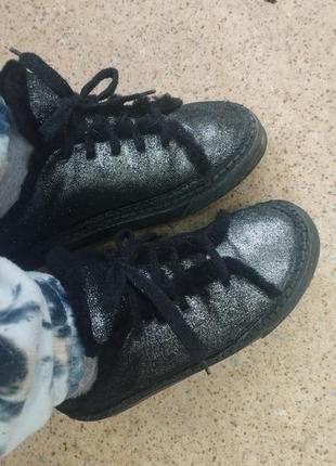 Фирменные ботиночки