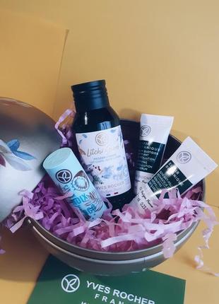 Новогодний подарочный набор ив роше, пив роше yves rocher