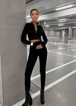 Женский костюм